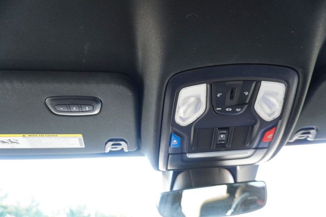 2022 RAM 1500 - Image 27