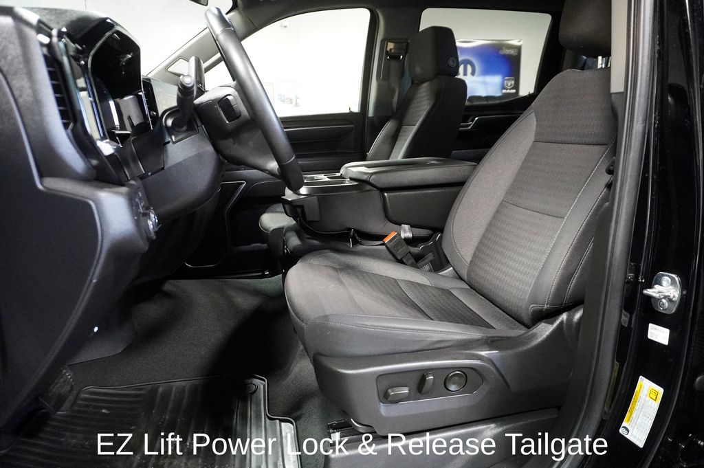 2025 CHEVROLET SILVERADO - Image 12