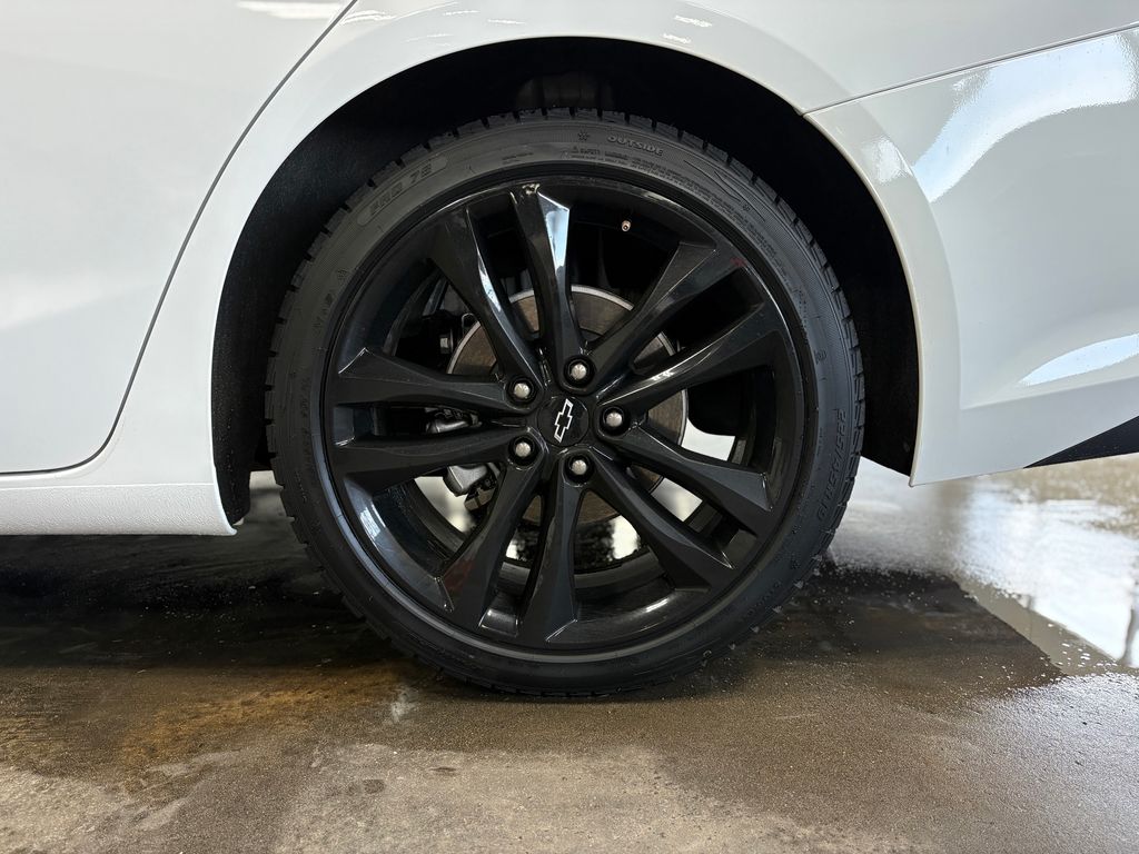 2023 CHEVROLET MALIBU - Image 34