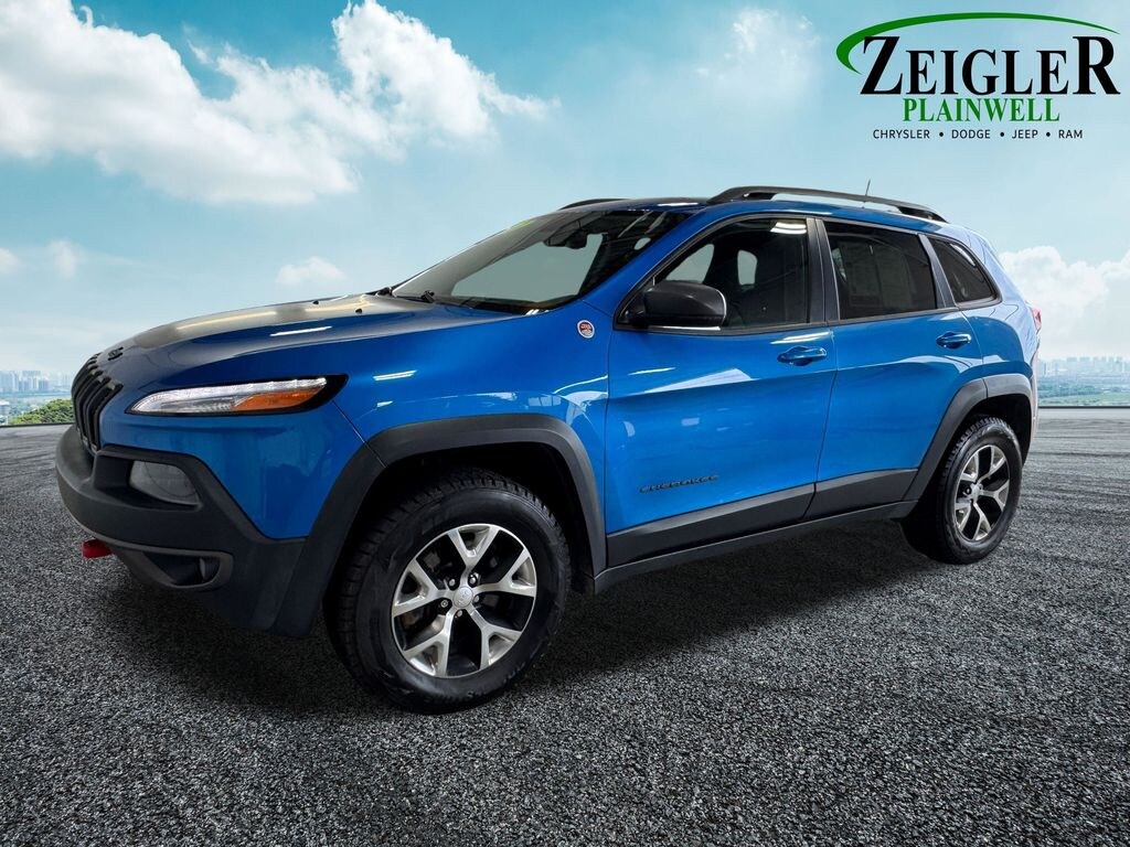 Used 2017 Jeep Cherokee Trailhawk 4x4 SUV