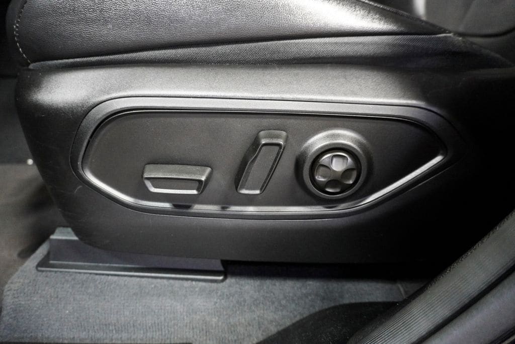 2023 JEEP GRAND CHEROKEE - Image 16