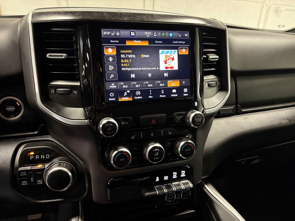 2022 RAM 1500 - Image 26