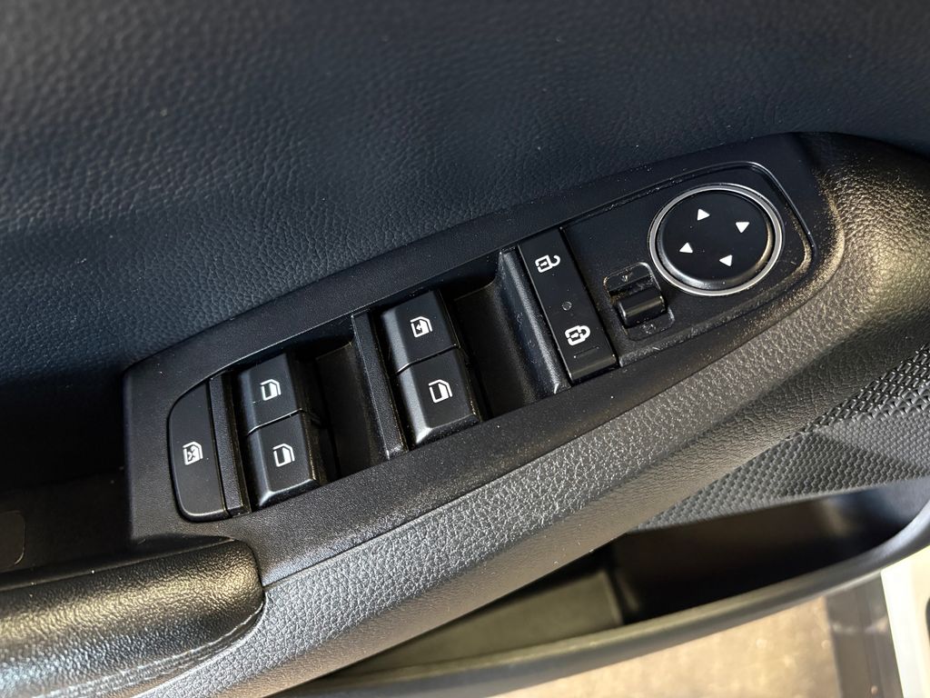 2021 KIA SELTOS - Image 18
