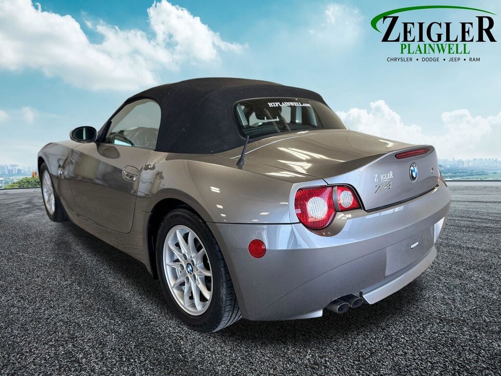 Used 2005 BMW Z4 2.5i Convertible