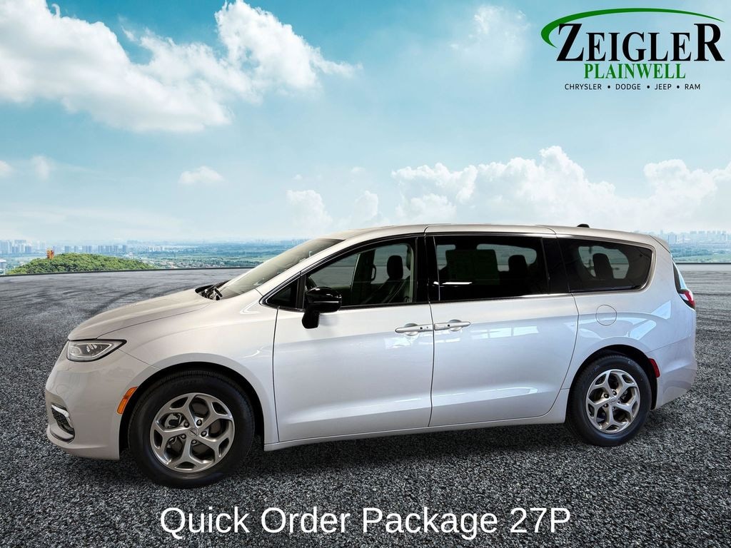 Used 2024 Chrysler Pacifica Limited Van Passenger Van