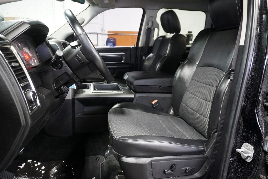 2014 RAM 1500 - Image 11