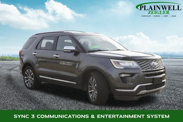 2018 Ford Explorer Platinum photo 4