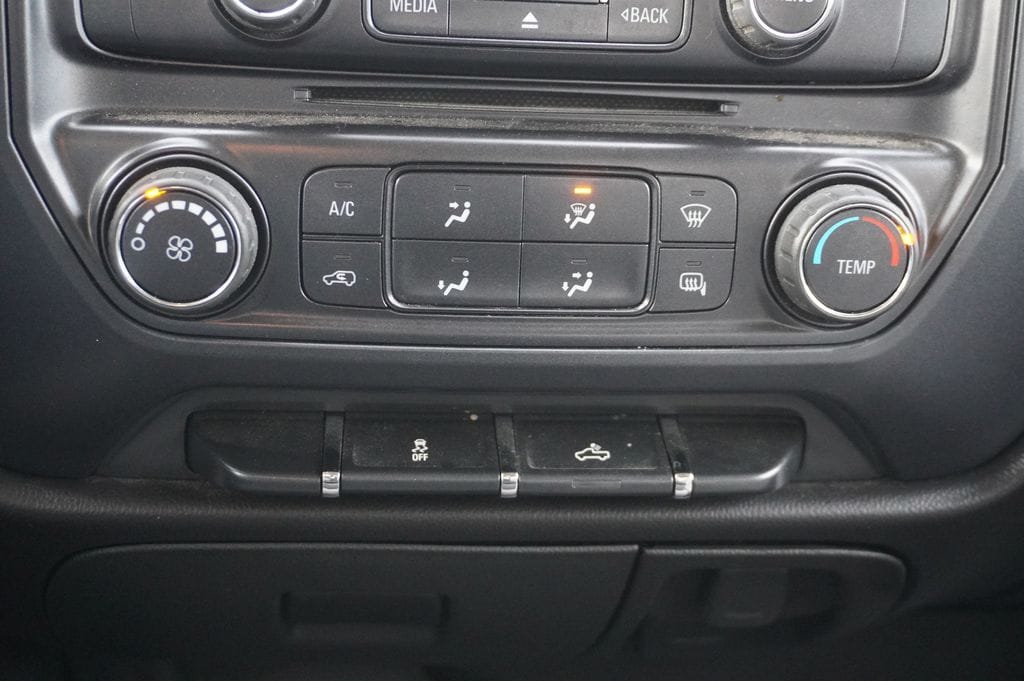 2015 CHEVROLET SILVERADO - Image 13