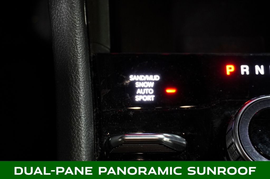 2023 JEEP GRAND CHEROKEE - Image 22