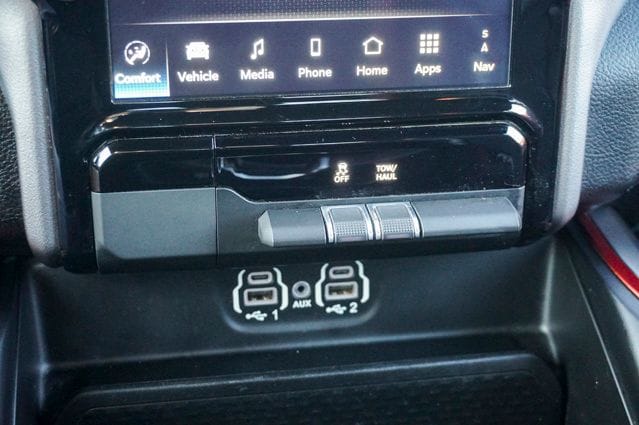 2023 RAM 1500 - Image 16