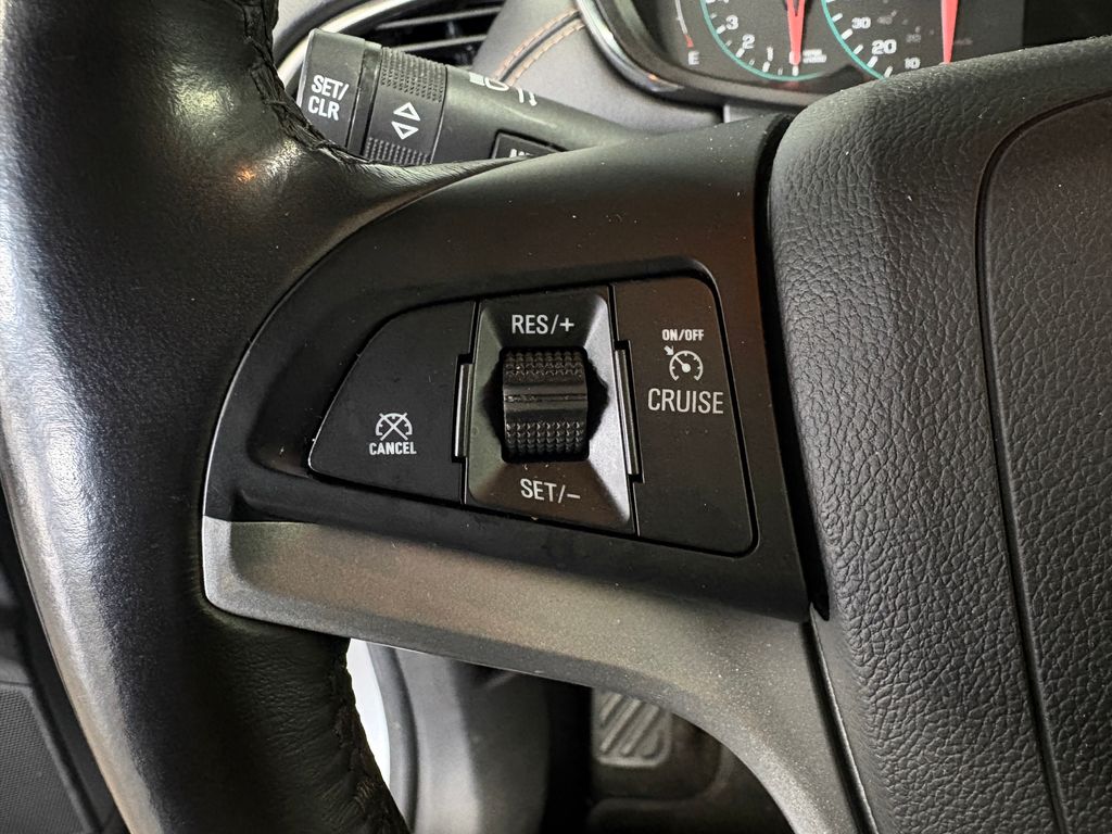 2020 CHEVROLET TRAX - Image 25