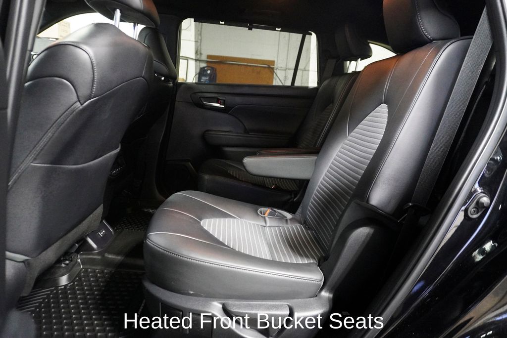 2023 TOYOTA HIGHLANDER - Image 9