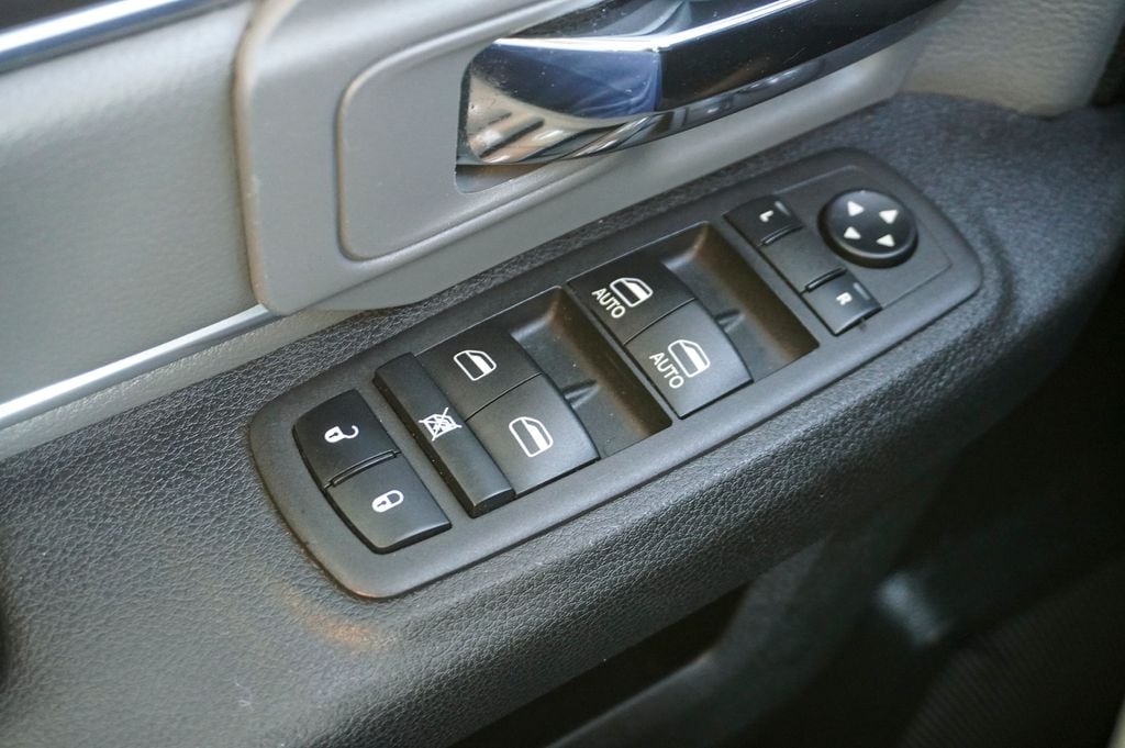 2023 RAM 1500 - Image 46