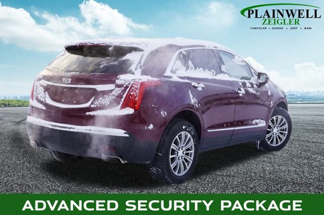 2017 Cadillac XT5 Luxury photo 3