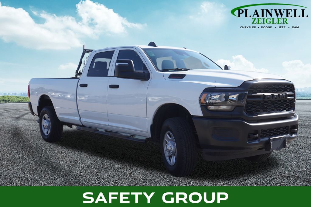 2024 Ram 3500 Tradesman photo 4