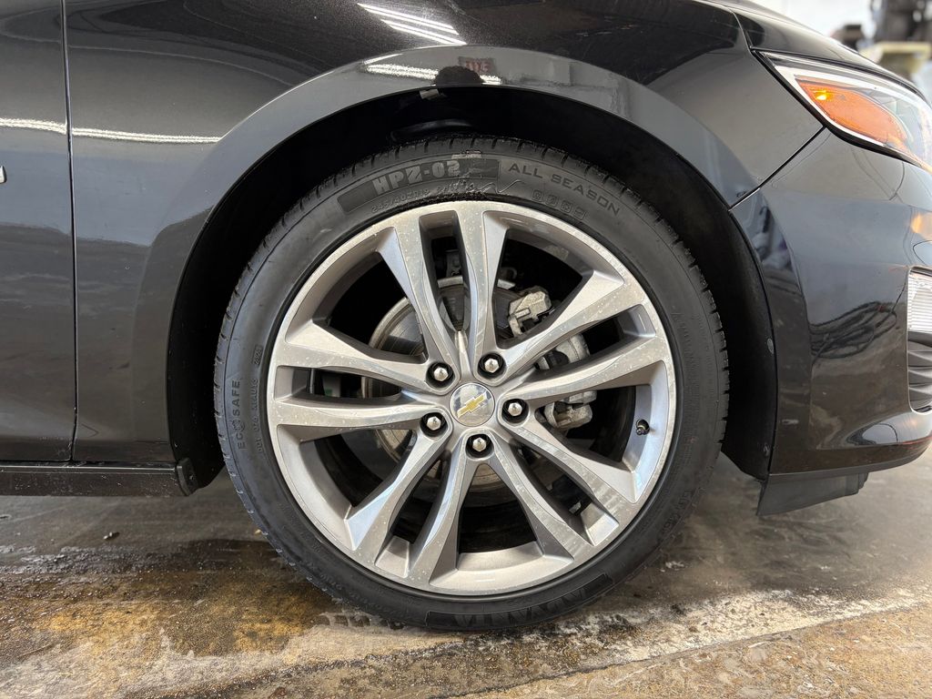 2023 CHEVROLET MALIBU - Image 31