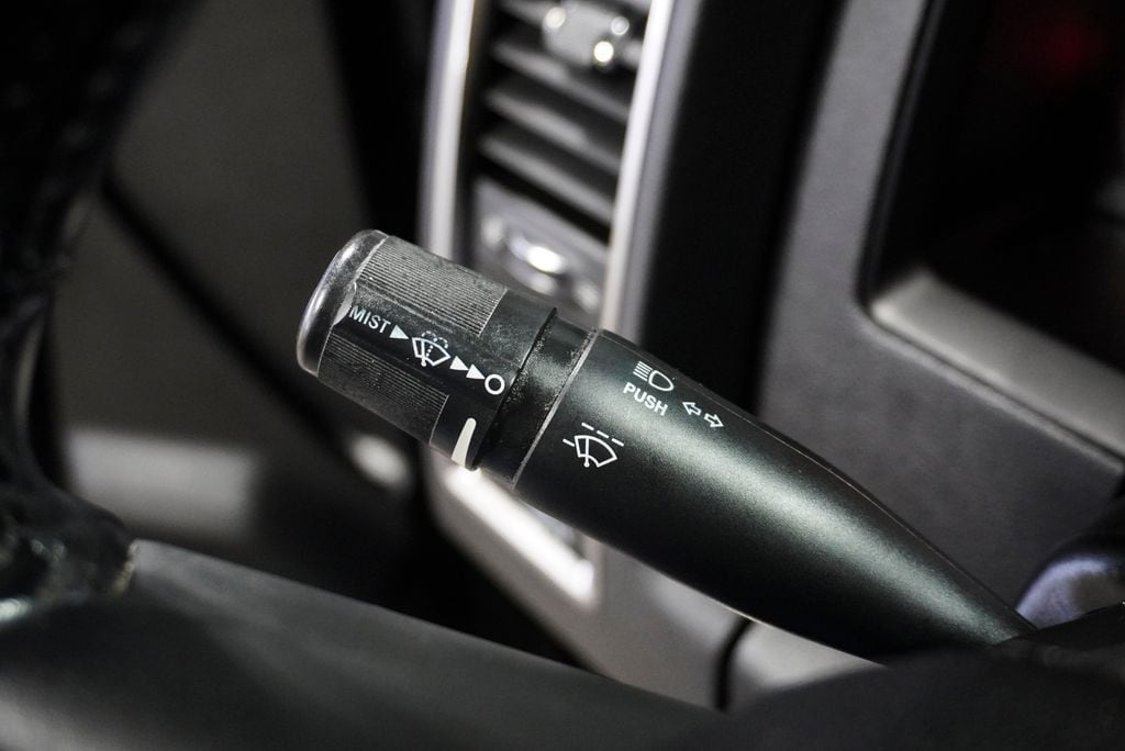 2014 RAM 1500 - Image 22