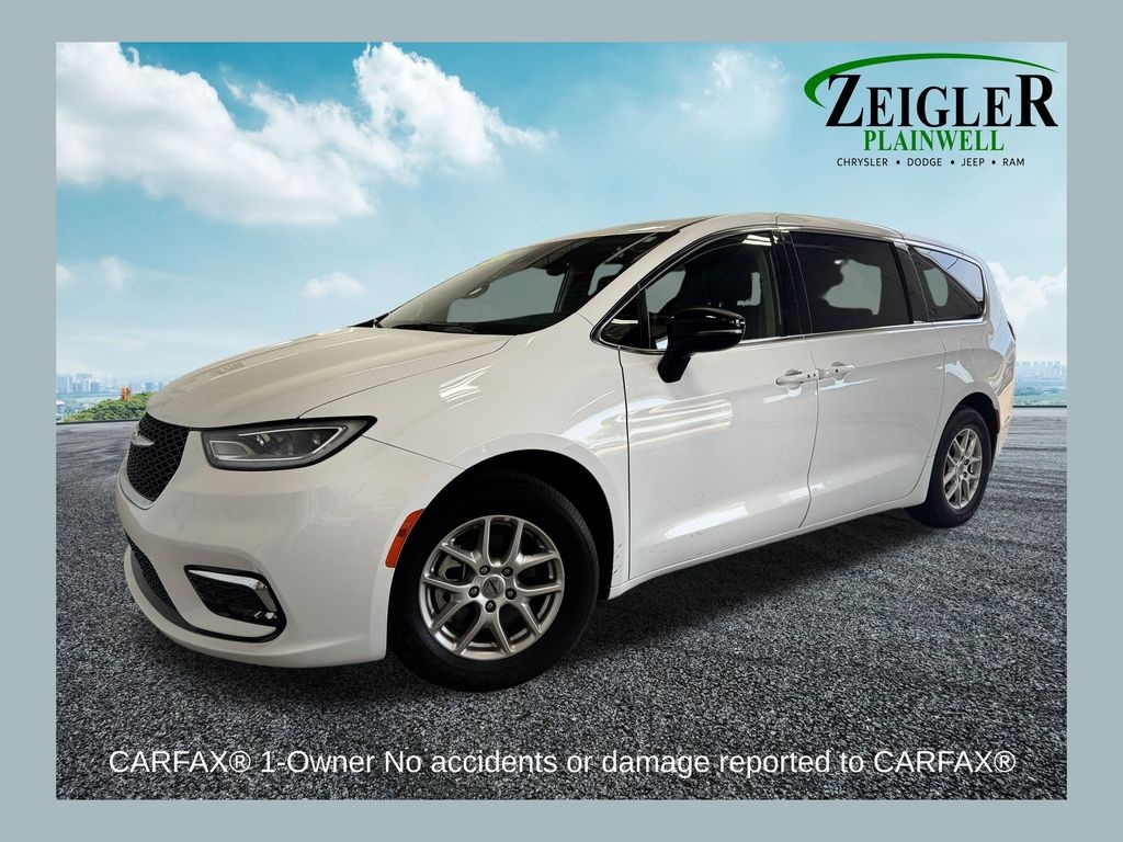 Used 2024 Chrysler Pacifica Touring L Van Passenger Van