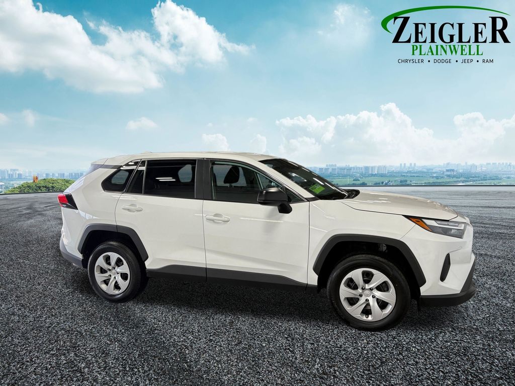 2024 TOYOTA RAV4 - Image 11