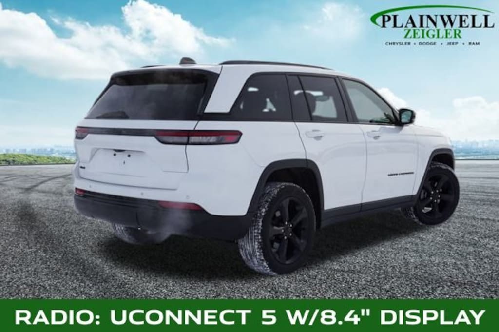 Used 2023 Jeep Grand Cherokee Laredo SUV