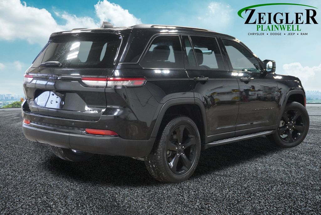 2024 JEEP GRAND CHEROKEE - Image 3