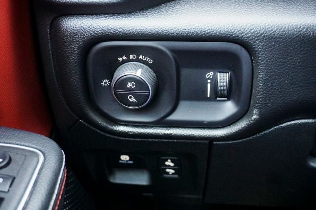 2023 RAM 1500 - Image 22