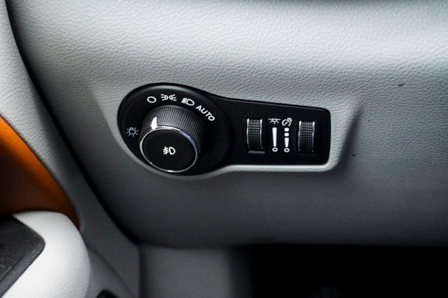 2023 JEEP COMPASS - Image 24