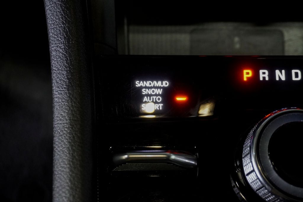 2024 JEEP GRAND CHEROKEE - Image 24