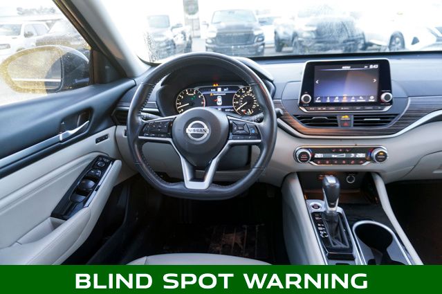 2022 NISSAN ALTIMA - Image 9