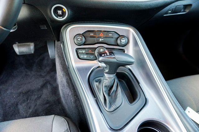 2016 DODGE CHALLENGER - Image 11
