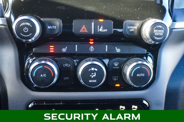 2022 RAM 1500 - Image 17