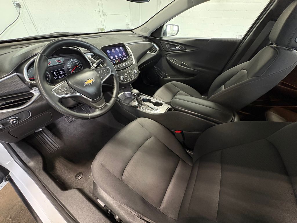 2023 CHEVROLET MALIBU - Image 18