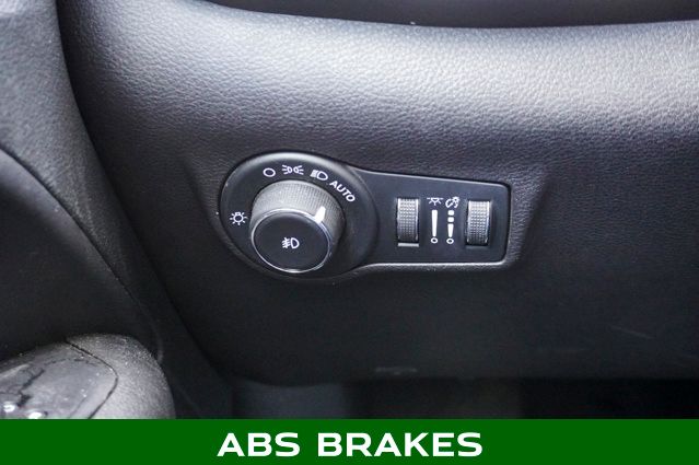 2022 JEEP COMPASS - Image 24