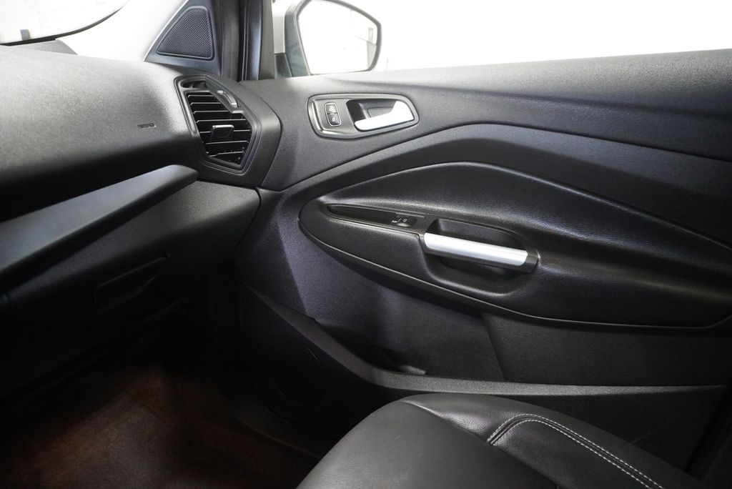 2019 FORD ESCAPE - Image 30