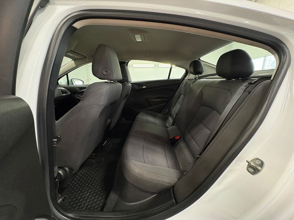 2018 CHEVROLET CRUZE - Image 29