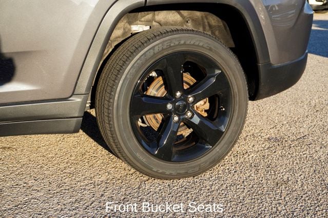 2023 JEEP GRAND CHEROKEE - Image 7