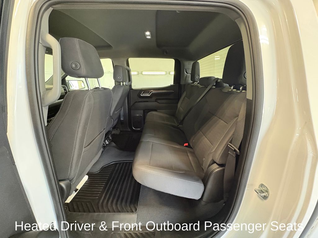 2025 CHEVROLET SILVERADO - Image 23