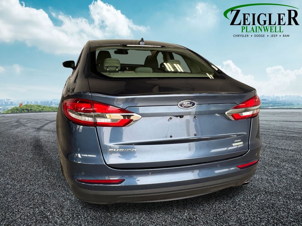 Used 2019 Ford Fusion SE Sedan
