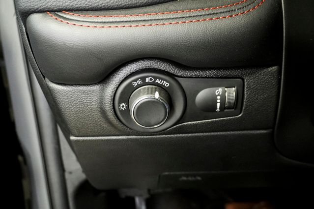 2025 DODGE DURANGO - Image 28