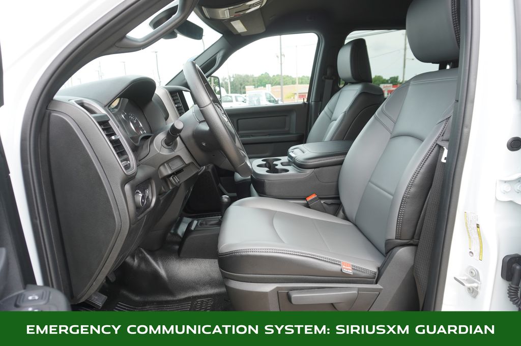 2023 RAM 3500 - Image 11