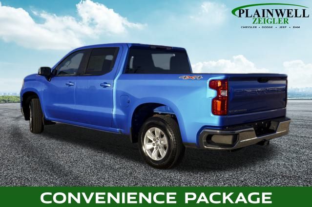 2025 Chevrolet Silverado 1500 LT photo 2