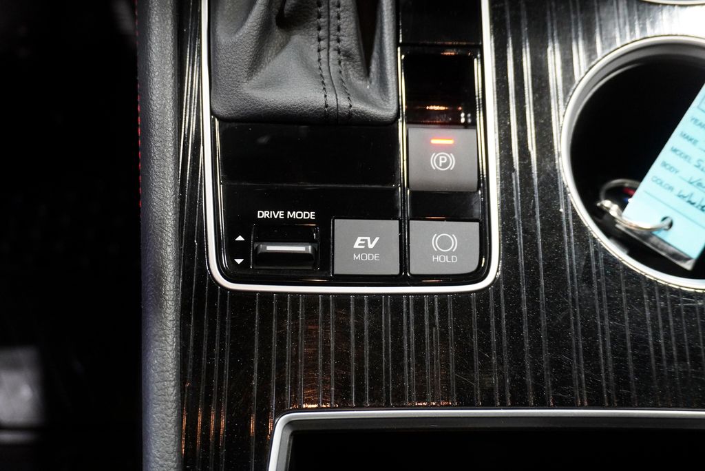 2025 TOYOTA SIENNA - Image 23