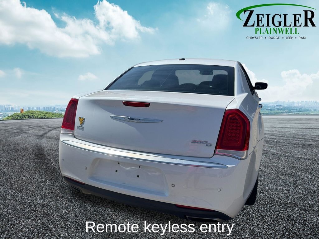 Used 2016 Chrysler 300C Platinum Sedan