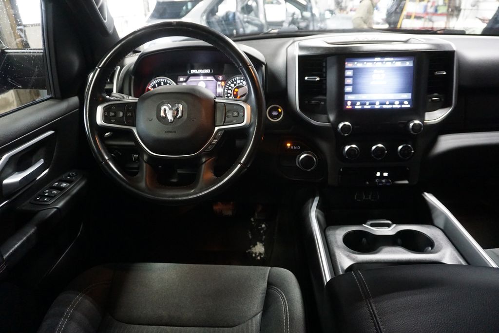 2021 RAM 1500 - Image 8