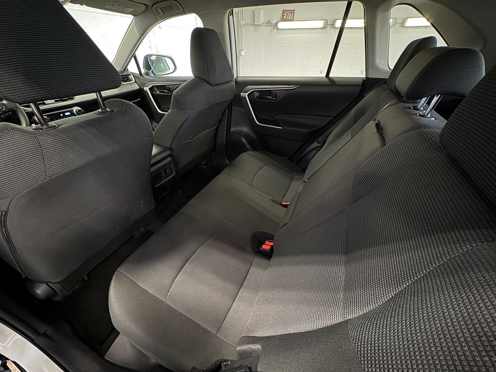 2024 TOYOTA RAV4 - Image 28