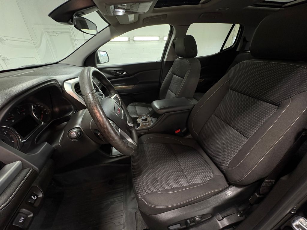 2023 GMC ACADIA - Image 21