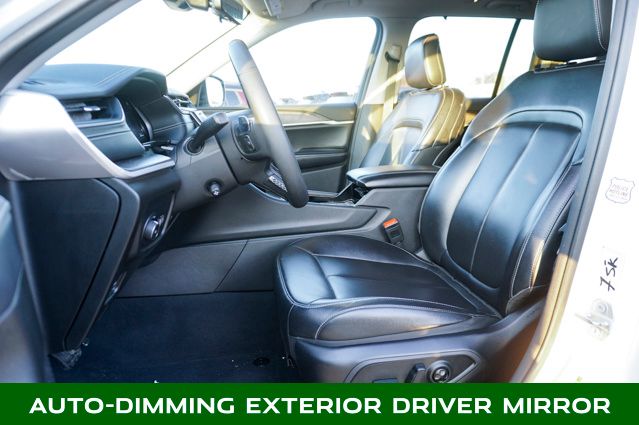 2023 JEEP GRAND CHEROKEE - Image 15