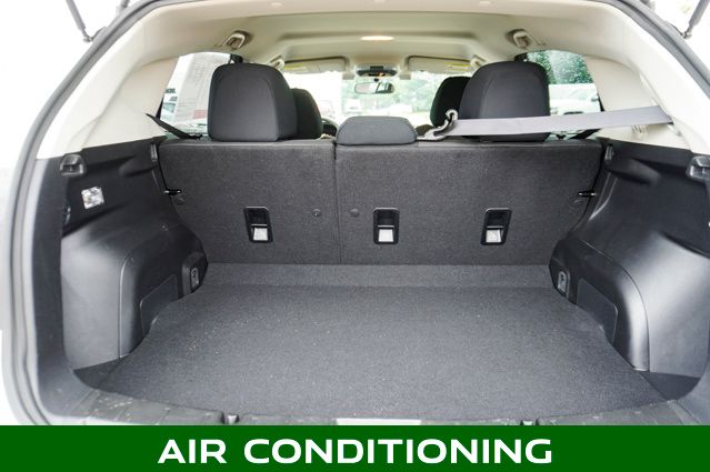 2023 SUBARU CROSSTREK - Image 5