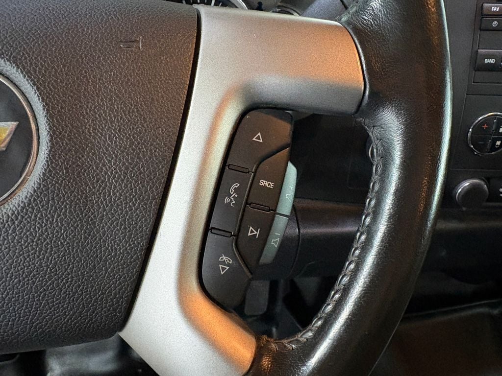 2014 CHEVROLET SILVERADO - Image 23
