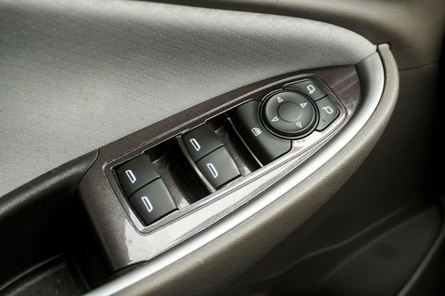 2020 CHEVROLET MALIBU - Image 23